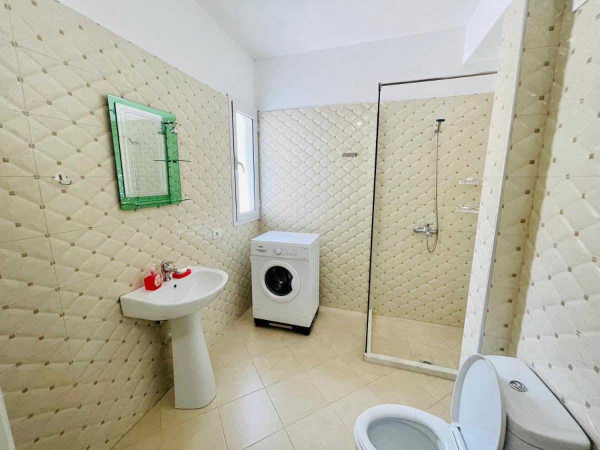 Jico Travel - Bani Apartments Vlore Exterior photo